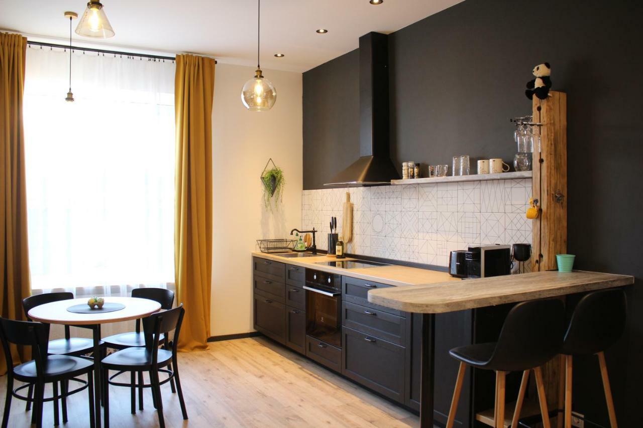 Simple & Elegant Apartment Лієпая Екстер'єр фото